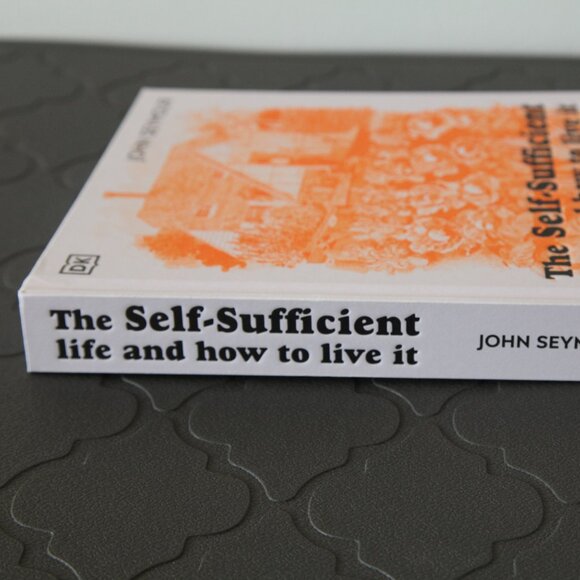 Brand new edition of The Self-Sufficient Life and How to Live it. - Picture 4 of 5